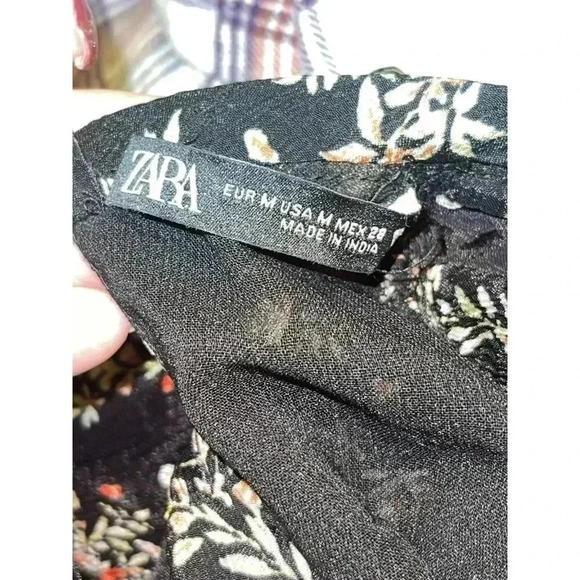 ZARA Maxi Dress Size M Black Red/Pink Floral Chiffon Long Sleeve Lined Ruffled - Picture 4 of 6